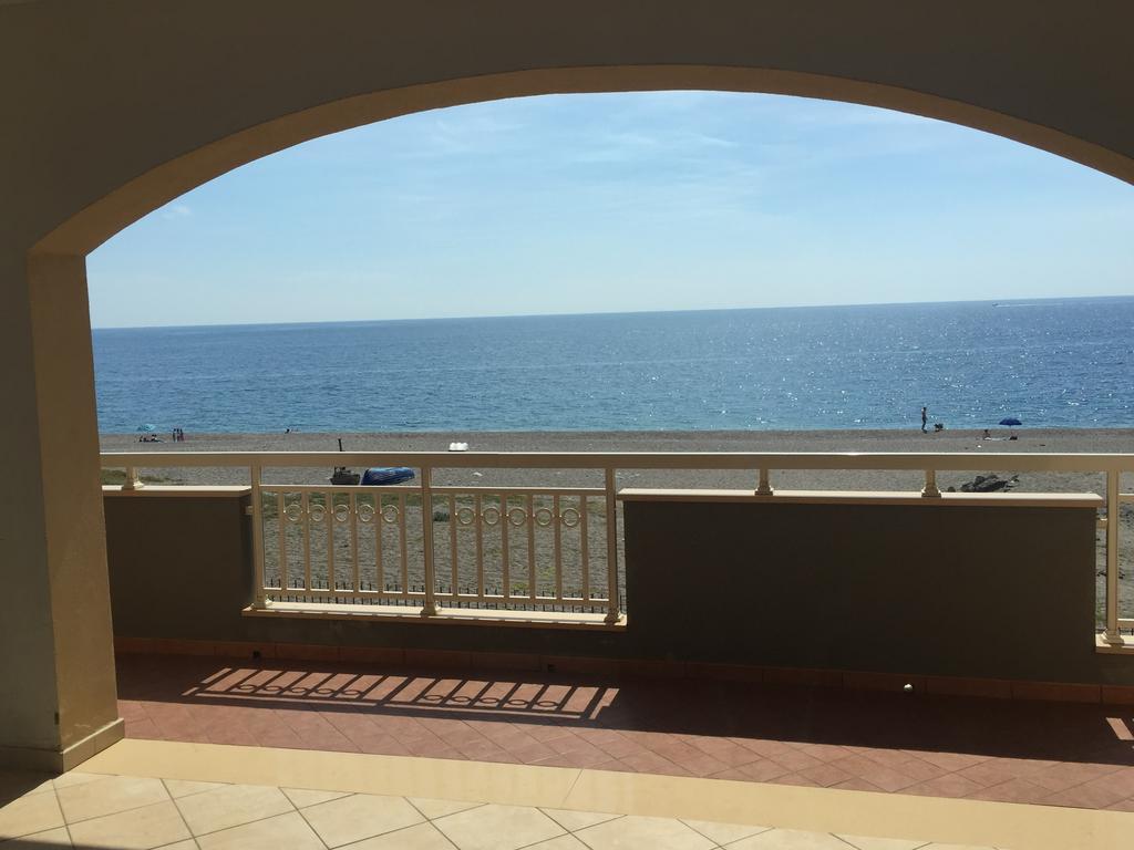 Casa Vacanze Samira Fondachello  Exterior foto