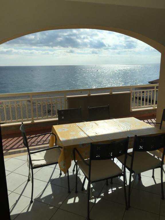 Casa Vacanze Samira Fondachello  Exterior foto